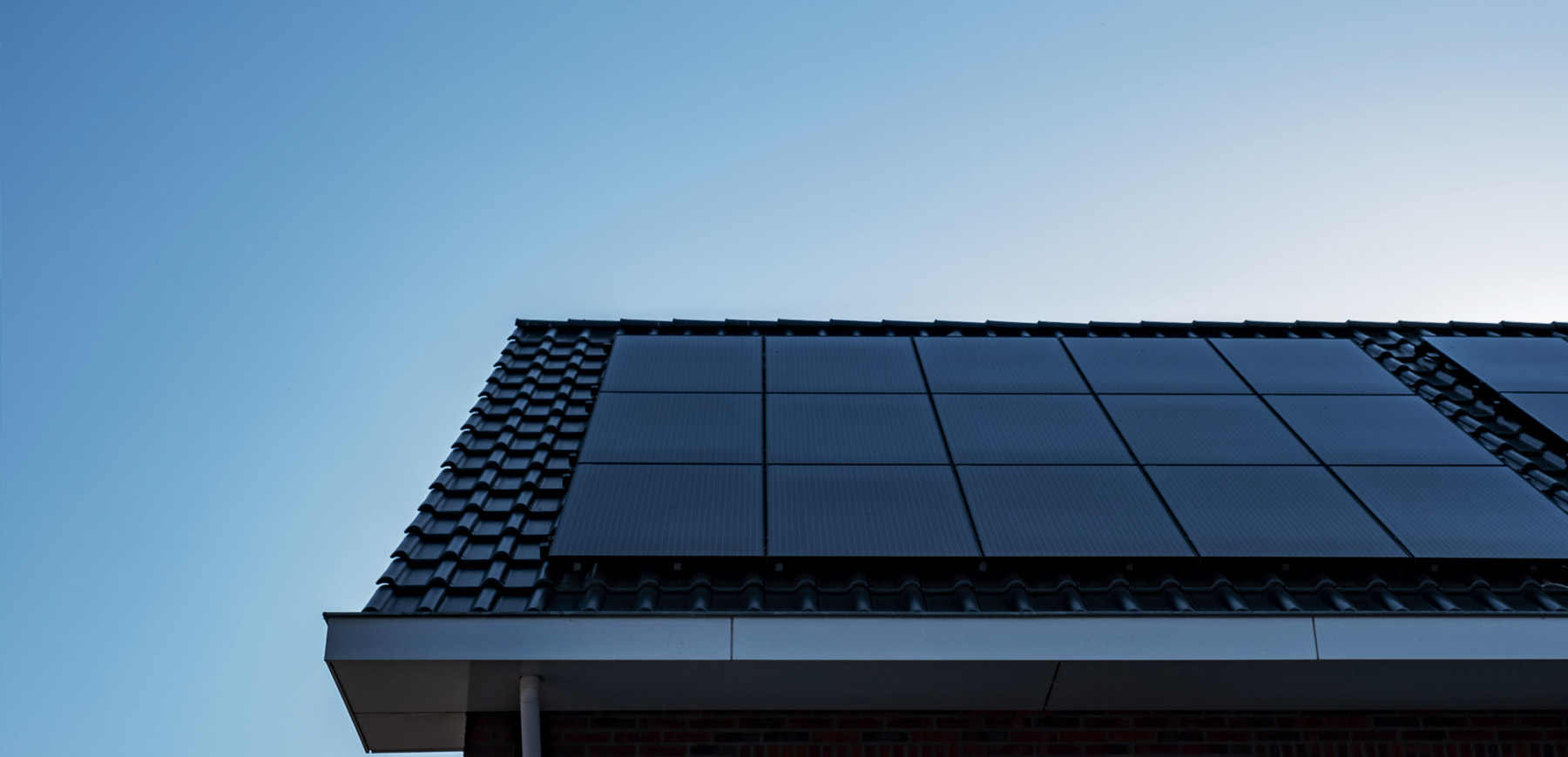 Solceller installeret på tag | ProSolar – solcelleanlæg til private