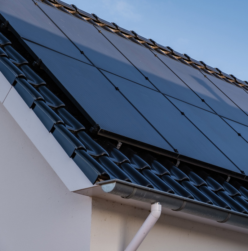 Bolig har solcelleanlæg til private installeret på taget
